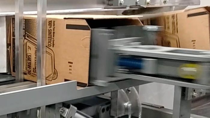 M400 Case-Squaring Features